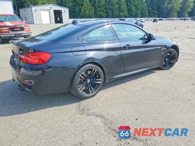 Trzecie zdjęcie samochodu z tyłu: 2016 BMW M4 VIN:WBS3R9C59GK337157 - miniatura