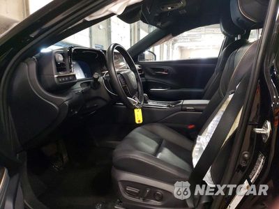 Zdjęcie 7 z 14 samochodu: 2025 TOYOTA CROWN SIGNIA XLE VIN:JTDACAAJ7S3007893 - miniatura