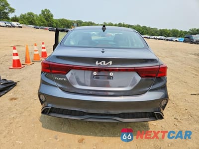 Zdjęcie 6 z 12 samochodu: 2023 KIA FORTE LXS VIN:3KPF24AD9PE504089 - miniatura