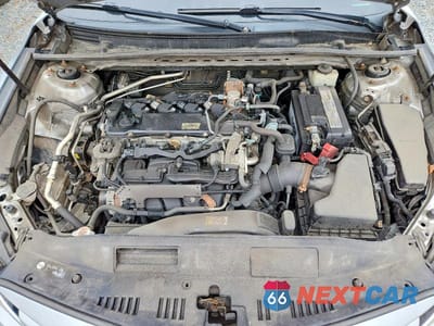 Zdjęcie 11 z 12 samochodu: 2018 TOYOTA CAMRY LE VIN:4T1B11HK6JU075468 - miniatura