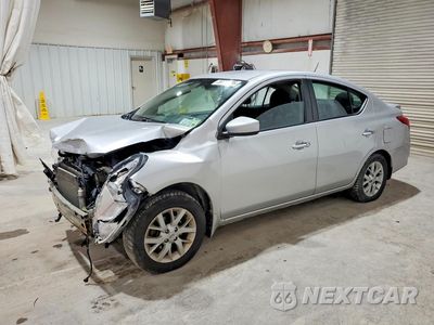 2019 NISSAN VERSA S 3N1CN7AP3KL831942 - główne zdjęcie licytacji z USA - miniatura