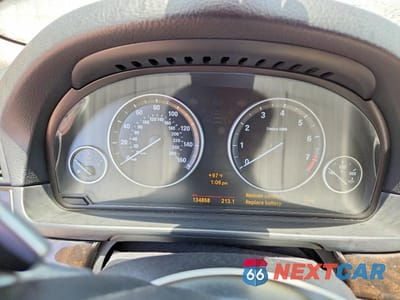Zdjęcie 9 z 12 samochodu: 2011 BMW 550 I VIN:WBAFR9C52BC618267 - miniatura