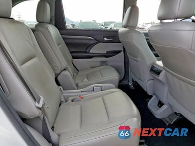 Zdjęcie 11 z 13 samochodu: 2019 TOYOTA HIGHLANDER HYBRID LIMITED VIN:5TDDGRFH6KS071623 - miniatura