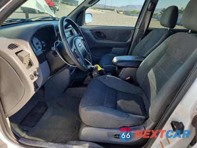 Zdjęcie 7 z 14 samochodu: 2002 FORD ESCAPE XLT VIN:1FMCU04102KA79340 - miniatura