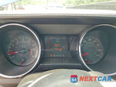 Zdjęcie 9 z 12 samochodu: 2015 FORD MUSTANG VIN:1FA6P8AM0F5384935 - miniatura