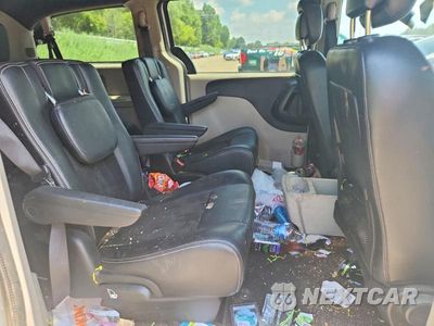 Zdjęcie 11 z 13 samochodu: 2016 DODGE GRAND CARAVAN SE VIN:2C4RDGBG6GR390021 - miniatura