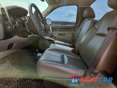Zdjęcie 7 z 12 samochodu: 2011 CHEVROLET SILVERADO K2500 HEAVY DUTY VIN:1GC0KVCG5BF229578 - miniatura