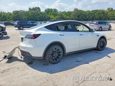 Trzecie zdjęcie samochodu z tyłu: 2022 TESLA MODEL Y VIN:7SAYGAEE1NF329679 - miniatura