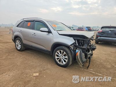 Czwarte zdjęcie samochodu z boku: 2015 KIA SORENTO EX VIN:5XYKU4A73FG628587 - miniatura