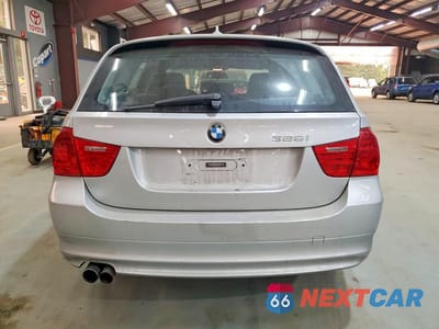 Zdjęcie 6 z 12 samochodu: 2012 BMW 328 XI VIN:WBAUU3C51CA951317 - miniatura