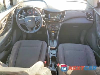 Zdjęcie 8 z 12 samochodu: 2017 CHEVROLET TRAX LS VIN:3GNCJKSB7HL152092 - miniatura