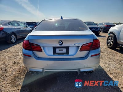 Zdjęcie 6 z 12 samochodu: 2013 BMW M5 VIN:WBSFV9C59DD097018 - miniatura