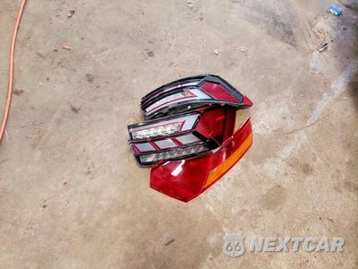 Zdjęcie 12 z 13 samochodu: 2019 VOLKSWAGEN JETTA VIN:3VWC57BU8KM060726 - miniatura