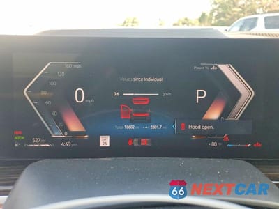 Zdjęcie 9 z 13 samochodu: 2025 BMW X7 XDRIVE40I VIN:5UX23EM03S9Y33456 - miniatura