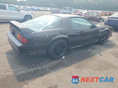 Trzecie zdjęcie samochodu z tyłu: 1991 CHEVROLET CAMARO Z28 VIN:1G1FP2389ML101960 - miniatura