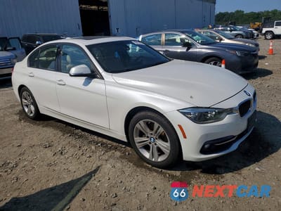 Czwarte zdjęcie samochodu z boku: 2016 BMW 328 XI SULEV VIN:WBA8E3G59GNU01953 - miniatura