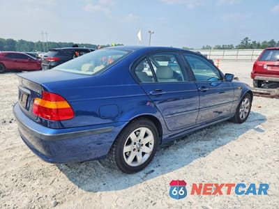 Trzecie zdjęcie samochodu z tyłu: 2003 BMW 325 I VIN:WBAEV33473KL89331 - miniatura