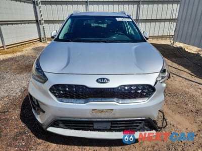 Piąte zdjęcie samochodu w środku: 2020 KIA NIRO EX PREMIUM VIN:KNDCC3LD5L5363616 - miniatura