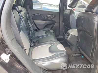 Zdjęcie 10 z 12 samochodu: 2015 JEEP CHEROKEE LATITUDE VIN:1C4PJLCB8FW617646 - miniatura