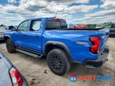 Drugie zdjęcie samochodu z przodu: 2026 CHEVROLET COLORADO TRAIL BOSS VIN:1GCPTEEK9T1139460 - miniatura
