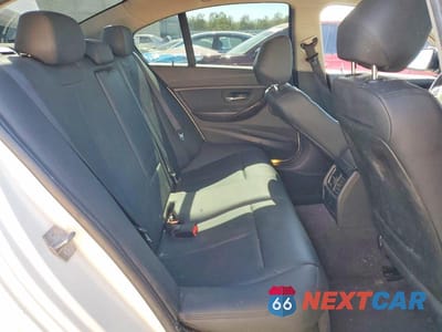 Zdjęcie 10 z 12 samochodu: 2015 BMW 320 I VIN:WBA3B1G59FNT05407 - miniatura