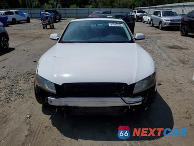Piąte zdjęcie samochodu w środku: 2010 AUDI A5 PREMIUM VIN:WAUCFAFR4AA053946 - miniatura