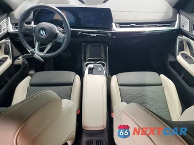 Zdjęcie 8 z 14 samochodu: 2024 BMW X2 XDRIVE28I VIN:WBX63GM05R5Y47720 - miniatura