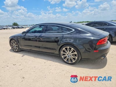 Drugie zdjęcie samochodu z przodu: 2014 AUDI A7 PREMIUM PLUS VIN:WAUWGAFC2EN093012 - miniatura
