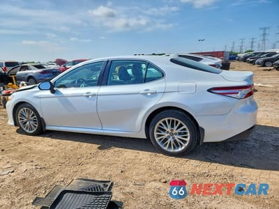 Drugie zdjęcie samochodu z przodu: 2020 TOYOTA CAMRY XLE VIN:4T1F31AK8LU529065 - miniatura