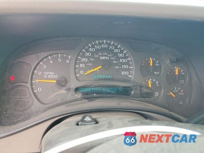 Zdjęcie 9 z 12 samochodu: 2003 CHEVROLET SILVERADO K1500 VIN:2GCEK19T631213501 - miniatura