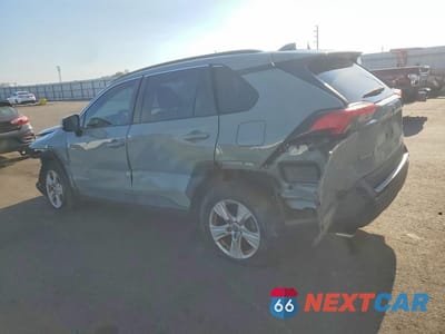 Drugie zdjęcie samochodu z przodu: 2021 TOYOTA RAV4 XLE VIN:2T3W1RFV8MW130611 - miniatura