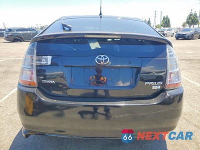 Zdjęcie 6 z 13 samochodu: 2004 TOYOTA PRIUS BASE VIN:JTDKB20U040037914 - miniatura