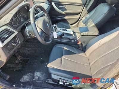 Zdjęcie 7 z 12 samochodu: 2018 BMW 320 I VIN:WBA8A9C54JAH12664 - miniatura