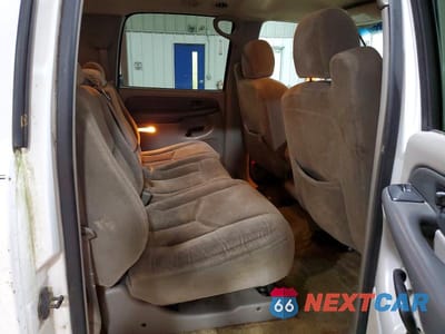 Zdjęcie 11 z 13 samochodu: 2003 CHEVROLET SUBURBAN K1500 VIN:3GNFK16Z43G179229 - miniatura
