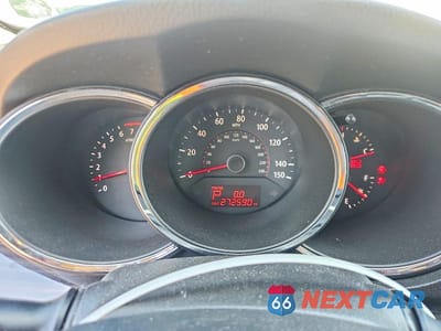 Zdjęcie 9 z 13 samochodu: 2012 KIA SORENTO LX VIN:5XYKT3A61CG192306 - miniatura