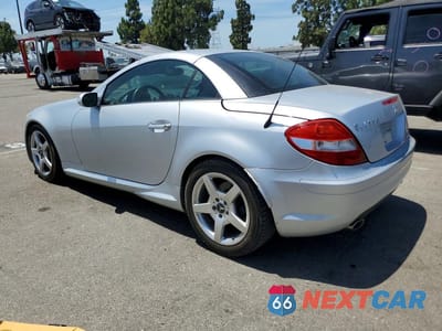 Drugie zdjęcie samochodu z przodu: 2005 MERCEDES-BENZ SLK 350 VIN:WDBWK56F15F061177 - miniatura