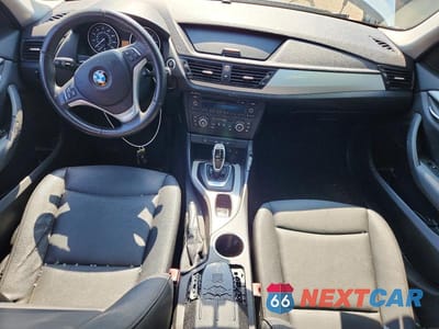 Zdjęcie 8 z 12 samochodu: 2014 BMW X1 XDRIVE28I VIN:WBAVL1C57EVY20240 - miniatura