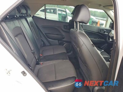 Zdjęcie 10 z 12 samochodu: 2022 HYUNDAI VENUE LIMITED VIN:KMHRC8A34NU163462 - miniatura