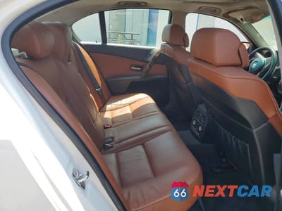 Zdjęcie 10 z 12 samochodu: 2007 BMW 530 XI VIN:WBANF73517CU23762 - miniatura