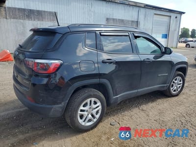 Trzecie zdjęcie samochodu z tyłu: 2018 JEEP COMPASS SPORT VIN:3C4NJDAB0JT455154 - miniatura