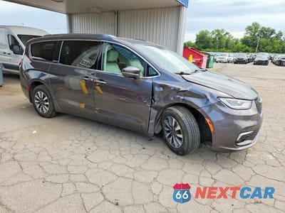 Czwarte zdjęcie samochodu z boku: 2021 CHRYSLER PACIFICA HYBRID TOURING L VIN:2C4RC1L71MR576964 - miniatura