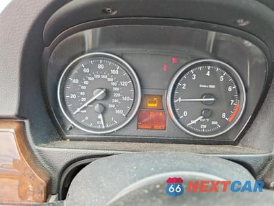 Zdjęcie 9 z 12 samochodu: 2007 BMW 335 I VIN:WBAVB73517PA86582 - miniatura