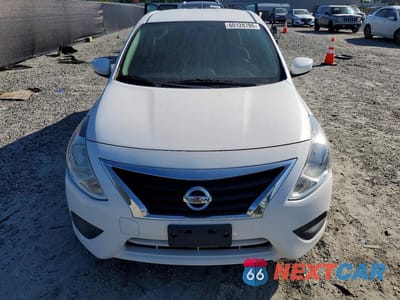 Piąte zdjęcie samochodu w środku: 2019 NISSAN VERSA SV VIN:3N1CN7AP7KL866581 - miniatura
