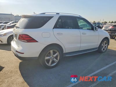 Trzecie zdjęcie samochodu z tyłu: 2016 MERCEDES-BENZ GLE 350 VIN:4JGDA5JB2GA749622 - miniatura