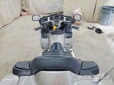 Zdjęcie 6 z 9 samochodu: 2003 HONDA GL1800 VIN:1HFSC47003A211992 - miniatura