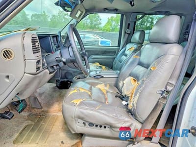 Zdjęcie 7 z 13 samochodu: 1998 CHEVROLET SUBURBAN K1500 VIN:1GNFK16R2WJ326084 - miniatura