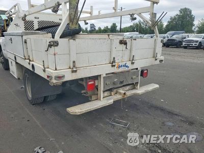Zdjęcie 10 z 13 samochodu: 2015 GMC SIERRA K3500 VIN:1GD421C80FF513950 - miniatura