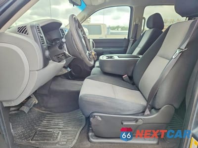 Zdjęcie 7 z 12 samochodu: 2008 GMC SIERRA C1500 VIN:2GTEC13C681146105 - miniatura