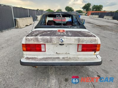 Zdjęcie 6 z 12 samochodu: 1987 BMW 325 I AUTOMATIC VIN:WBABB2304H1943392 - miniatura