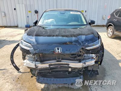 Piąte zdjęcie samochodu w środku: 2025 HONDA HR-V EXL VIN:3CZRZ2H74SM792254 - miniatura